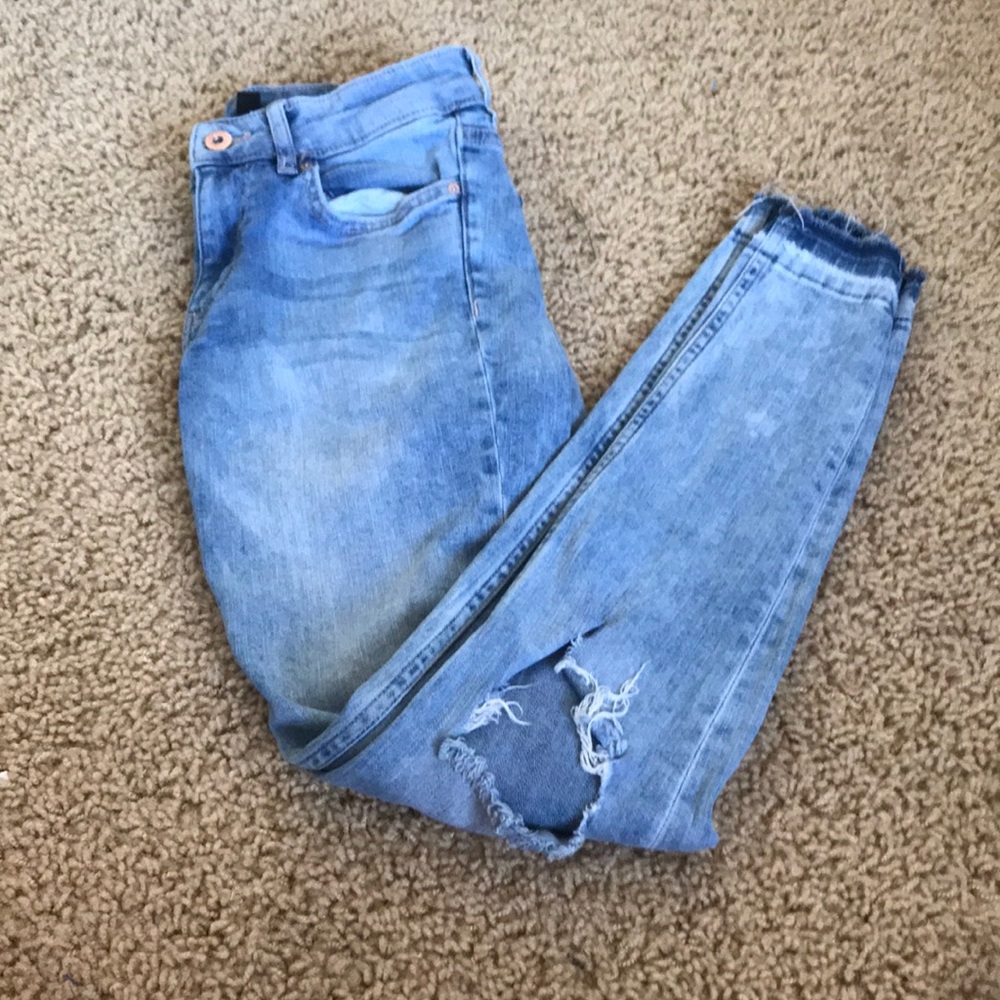 Medium wash ripped jeans